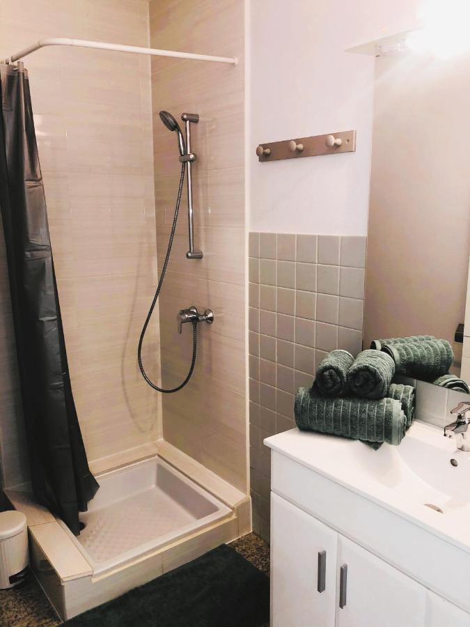 Paisible Studio Avec Agreable Loggia 2 Mn Du Centre Apartment Aix-les-Bains Bagian luar foto